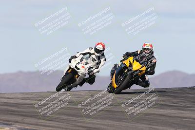 media/Nov-16-2025-Race Pace (Sun) [[8c5fa54630]]/Verified Riders/1-Turns 9 and 10 (925am)/